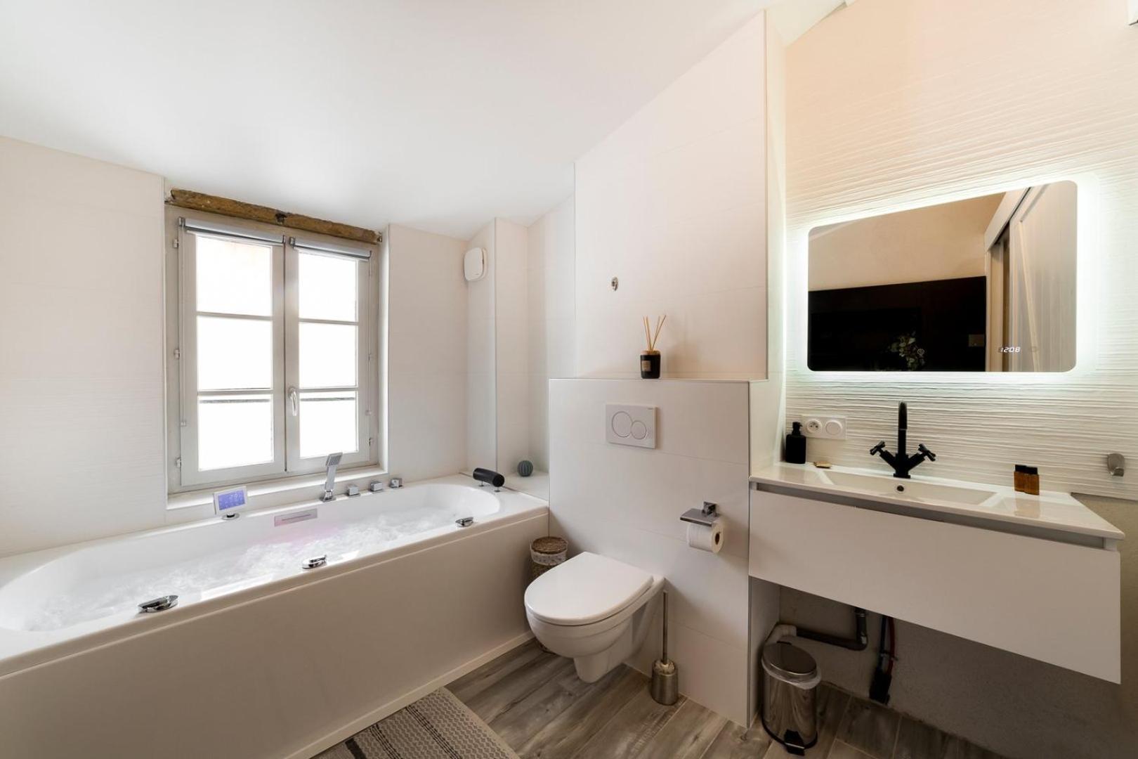 Sky'Room - Jacuzzi & Vue - Vieux Lyon Buitenkant foto